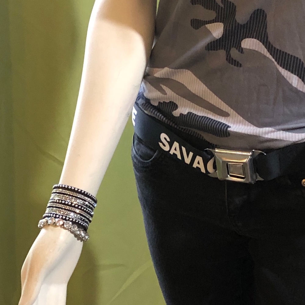 Outfit - Picture 3 of 3